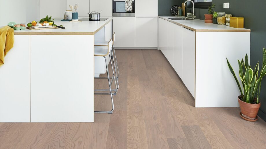 Parquet Tarkett, Shade, Oak Misty Grey Plank, 1-strip, 2 sides bevelled, brushed, stained, Proteco Natura mat lacquer