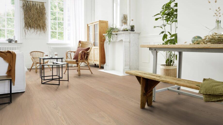 Parquet Tarkett, Viva, Oak White, 1-strip, 4 sides bevelled, brushed, Proteco Natura mat lacquer