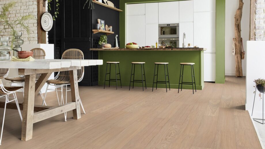 Parquet Tarkett, Viva, Oak White, 1-strip, 4 sides bevelled, brushed, Proteco Natura mat lacquer