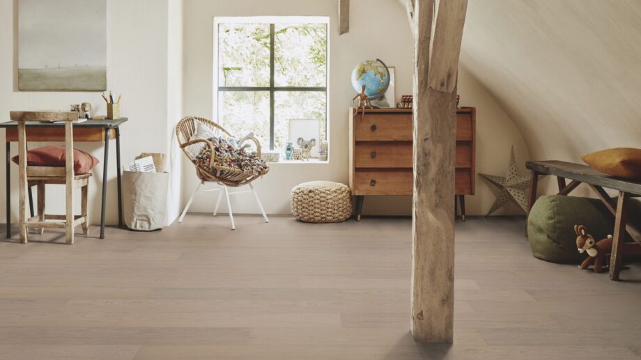 Parquet Tarkett, Viva, Oak Grey, 1-strip, 4 sides bevelled, brushed, Proteco Natura mat lacquer