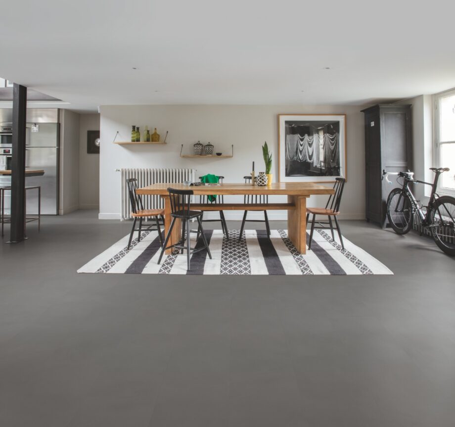 LVT Vinyl QUICK STEP, Ambient Click Plus, Minimal Medium Grey, beveled