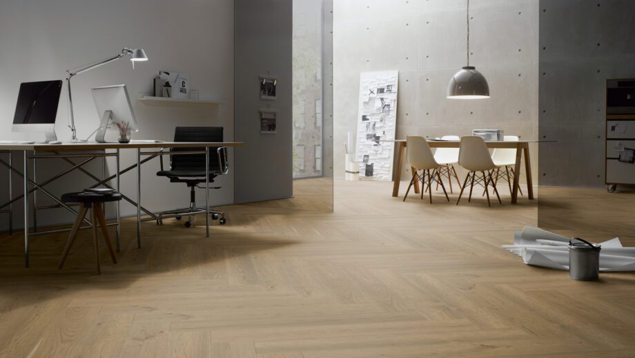 Parquet Oak, ter Hürne, Oak terra brown, herringbone, brushed, beveled, natural oil-treated