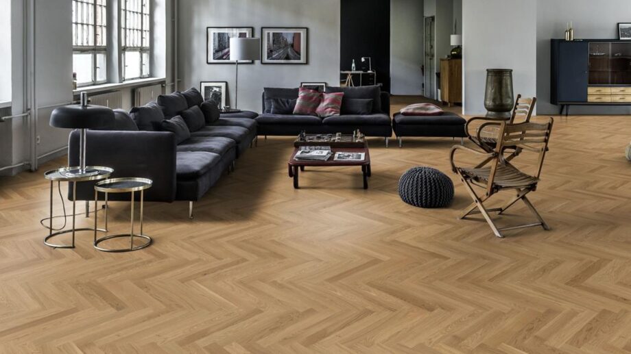 Herringbone parquet Oak Natur matt lacquered