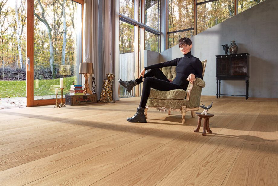 Parquet Meister Lindura Pure natural oak 320mm, brushed, 1-strip, naturally oiled