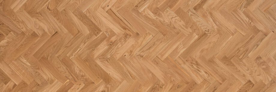 Strip parquet / herringbone parquet oak rustic colorful unfinished.