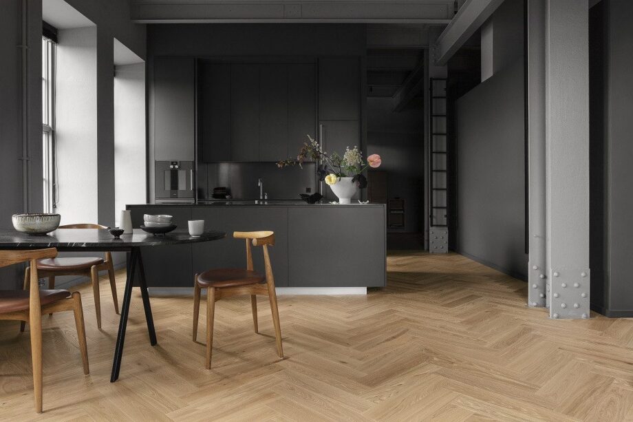Herringbone parquet oak, Tarkett, Segno Oak Blonde, brushed, beveled, hardwax oil, left modular – 5