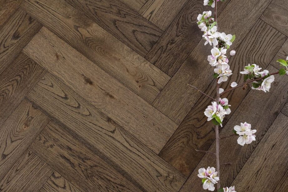 Herringbone parquet oak, Tarkett, Segno Oak Old Brown, brushed, beveled, hardwax oil, left modular – 4