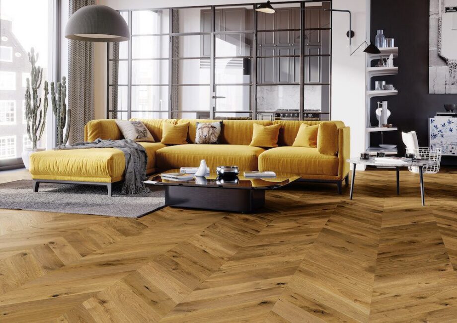 Parquet Oak, Mainland, 1-strip, beveled, brushed, matte lacquer, french herringbone – 2