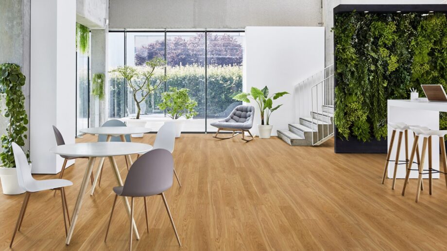 Parquet Tarkett, Pure, Oak Nature Plank, 1-strip, 2 sides bevelled, mat lacquer – 4