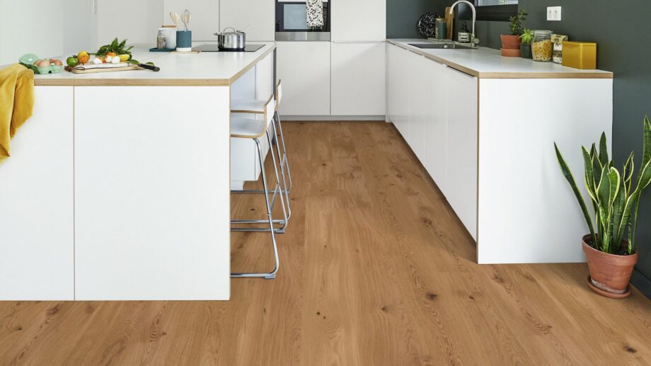 Parquet Tarkett, Pure, Oak Rustic Plank XT 13mm, 1-strip, 2 sides bevelled, brushed, Proteco Natura mat lacquer – 2