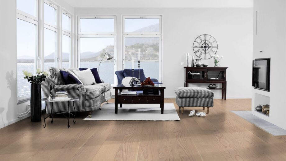 Parquet Tarkett, Shade, Oak Cream White Plank XT, 1-strip, 2 sides bevelled, brushed, stained, Proteco Natura mat lacquer – 4