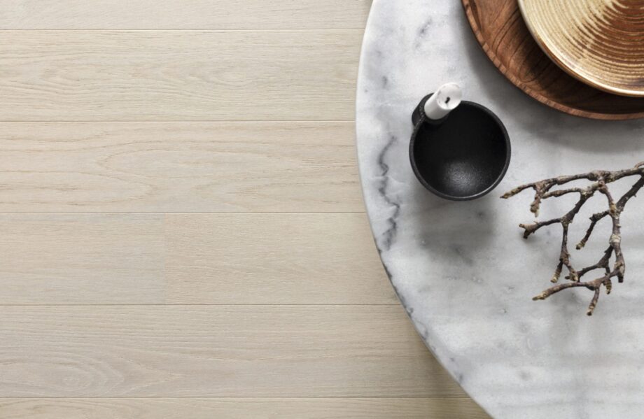 Parquet Tarkett, Shade, Oak Snow Flake Plank, 1-strip, brushed, 2 sides bevelled, Proteco Natura mat lacquer  2000 – 3