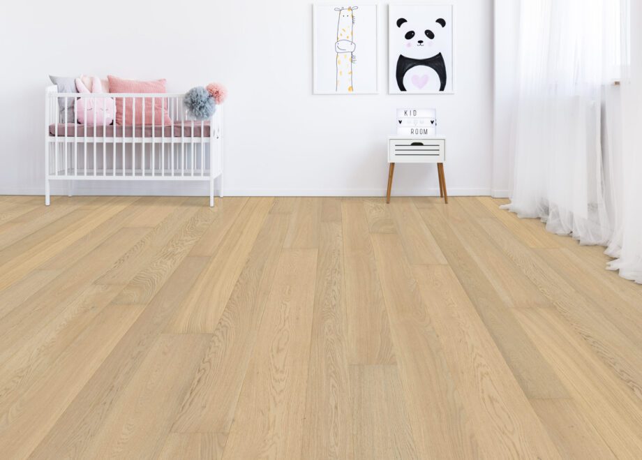 Parquet Oak Qua 4 sides beveled, brushed, matt lacquered