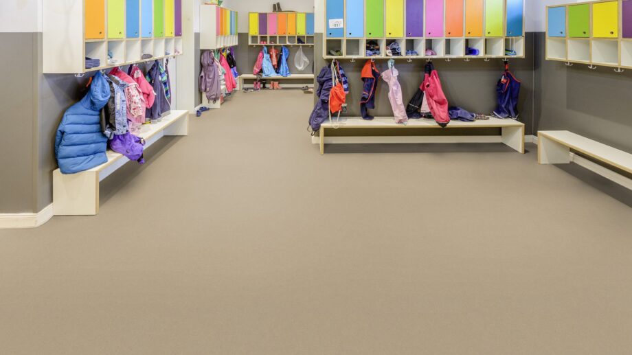 Linoleum floor Gerflor Colorette 0012 Light Beige – view 5 Linoleum floor Gerflor Colorette 0012 Light Beige – 5