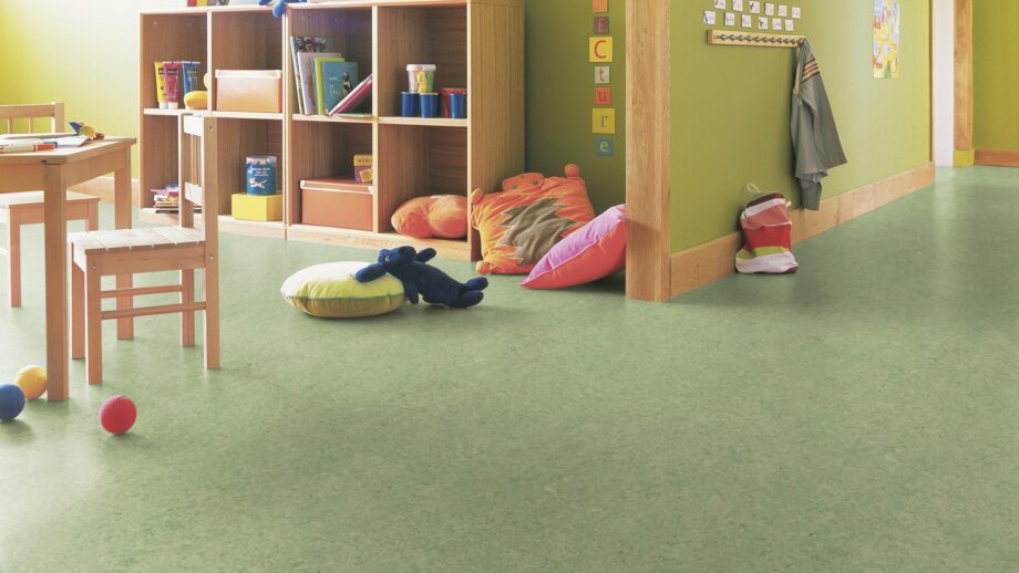 Linoleum floor Gerflor Marmorette 0130 Antique Green – 3