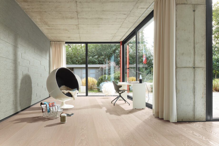 Parquet Meister Lindura Natural polar white oak, brushed, 1-strip, matt lacquered