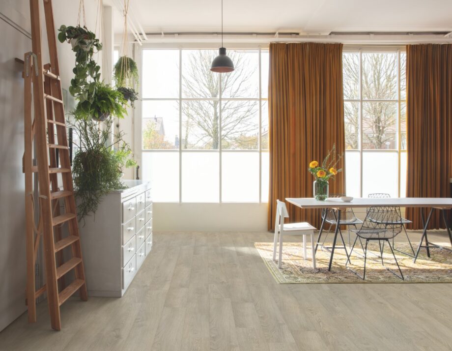 Laminate floor Quick-Step Classic Old Oak Light Grey