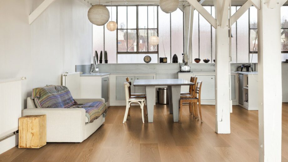 Parquet Trinity Oak Natur 1-strip beveled brushed oiled – 9