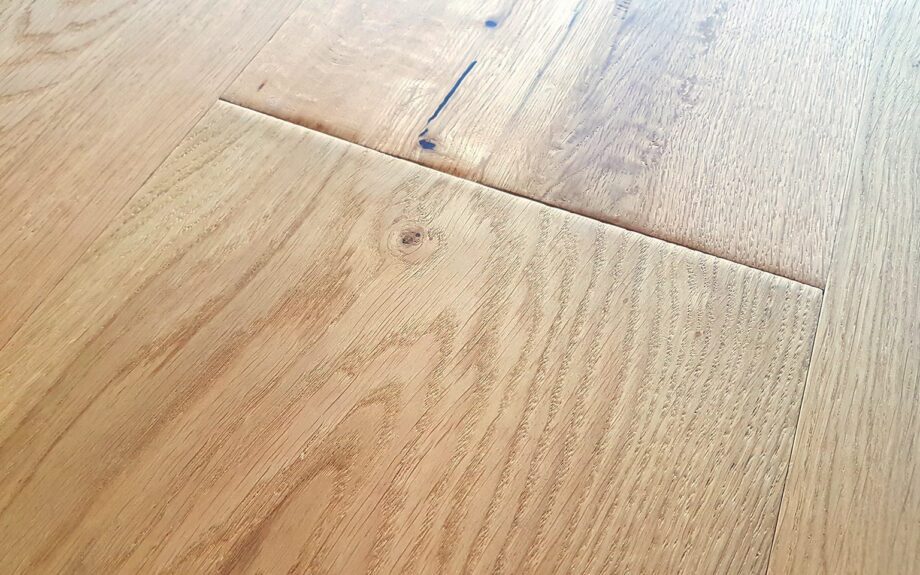 Wooden floor Trinity Oak Rustical 1-strip beveled hand scraped brushed oiled – 5