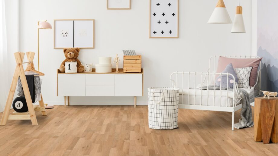 Parquet Oak Rustic 3-strip brushed oiled