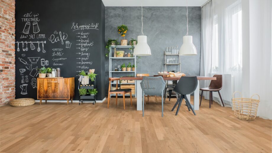 Parquet Oak Rustic 3-strip brushed oiled