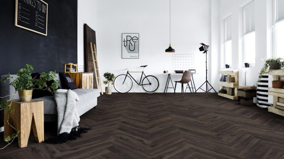 Herringbone floor Thede and Witte Oak Vintage Blackstone beveled oiled, installed in the living room.