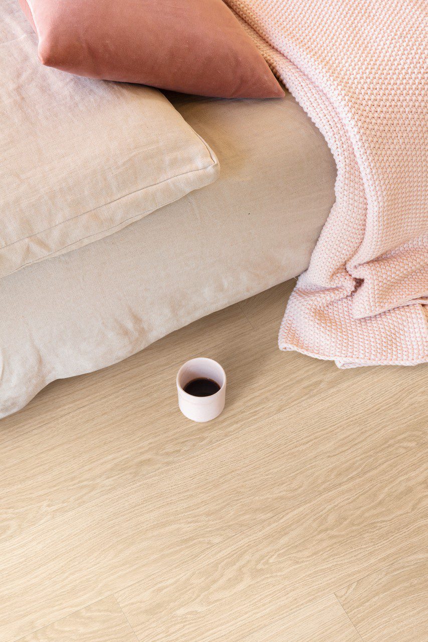 LVT flooring Quick-Step Bloom Pure Oak Blush – 4