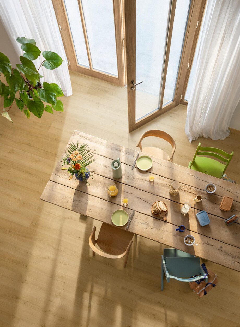 Vinyl flooring Quick-Step Bloom Brushed Oak Honey – 13