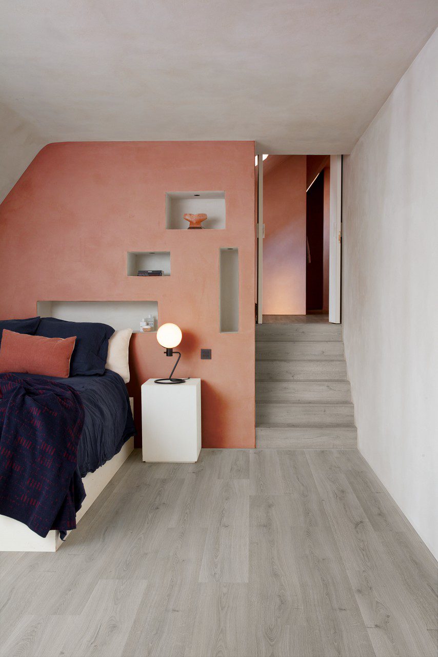 LVT flooring Quick-Step Bloom Botanic Grey