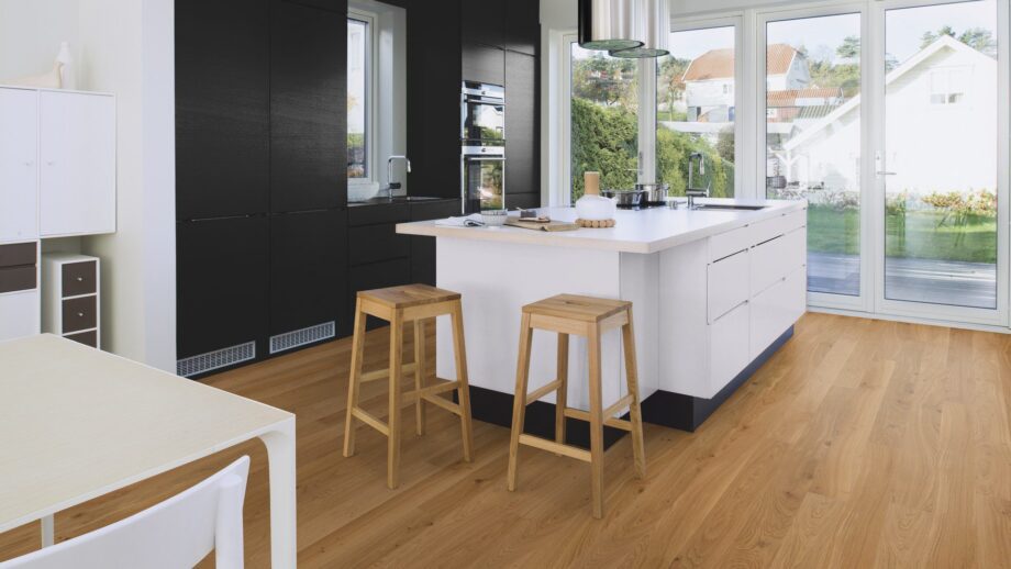Wooden flooring Bauwerk Budget Cut Oak 35 matt lacquered 138 – 6