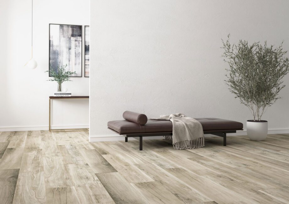Puidumustriga libisemiskindel keraamiline põrandaplaat Tau Eternal Olivo, 20x120 cm, 9 mm, oliivipuu, R11, rektifitseeritud