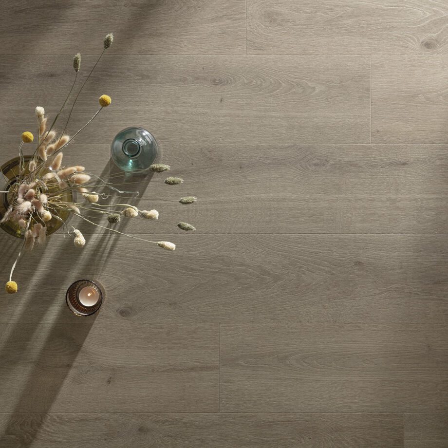 Tugevdatud südamikuga LVT vinüülparkett Floorify Plank Stonehenge F053 4 Tugevdatud südamikuga LVT vinüülparkett Floorify Plank Stonehenge F053