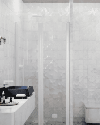 Alcove shower screen Hietakari Infinia 242, hinged door + folding door