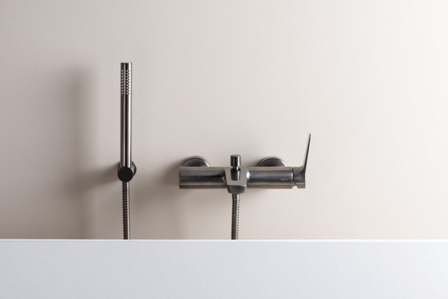Bath mixer Emmevi Altura 34001, brushed black chrome, mixer + shower set Bath mixer Emmevi Altura 34001 – 4