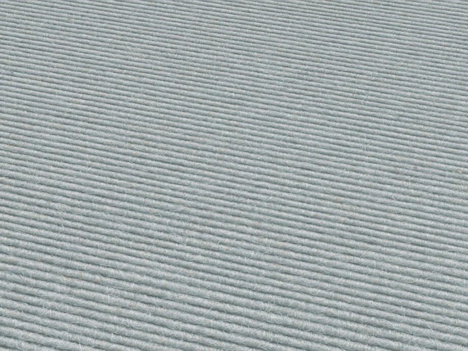 Carpet flooring from cashmere goat wool Tretford Interland 640 Ice