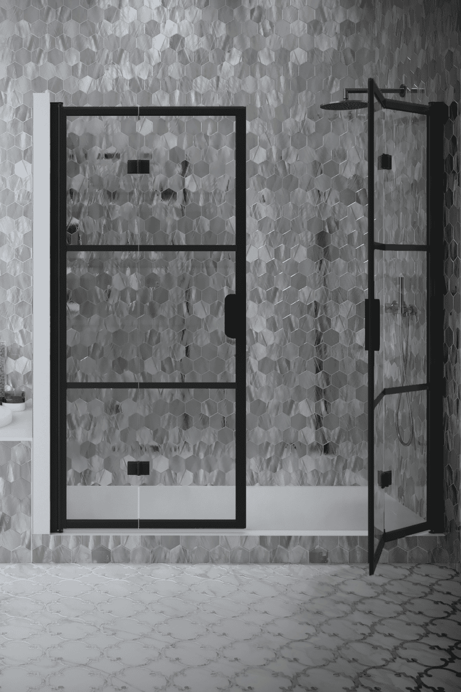 Alcove shower screen Hietakari Bläk 837 Tokyo, white frame, clear glass Alcove shower screen Hietakari Bläk 837 Tokyo, folding door + folding door