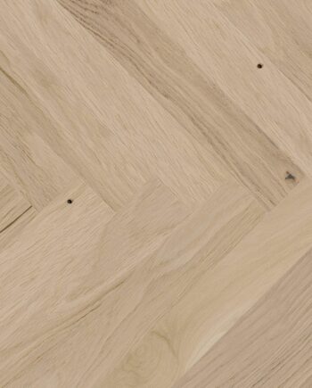 Herringbone floor Oak Crema beveled brushed oiled