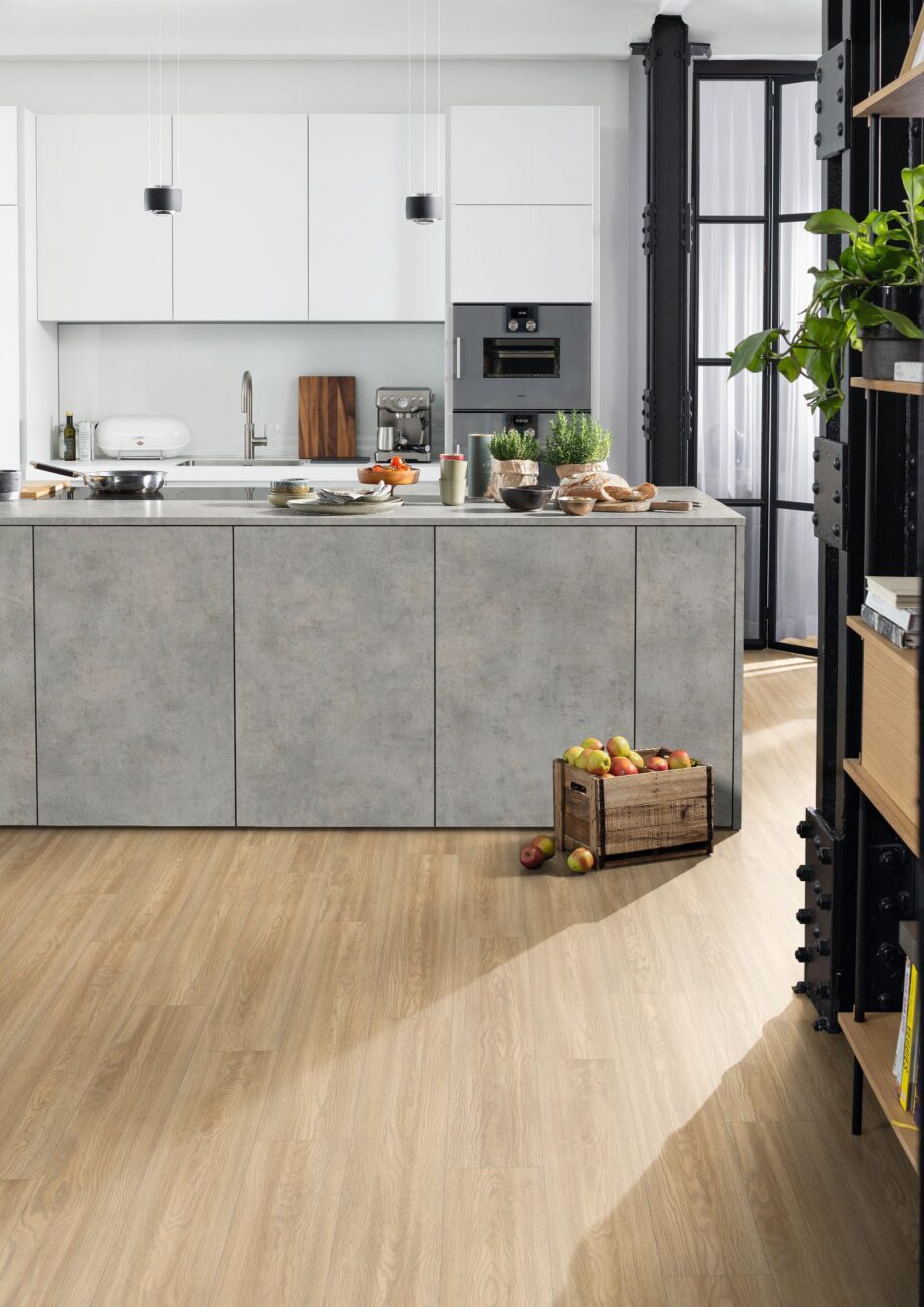 Laminate flooring Egger Natural Soria Oak, Aqua, 10 mm – view 2 Laminate flooring Egger Natural Soria Oak, Aqua, 10 mm – 2