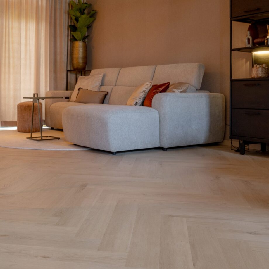 Glue-down Herringbone Vinyl Flooring Floorify Gluedown Large Hirame FG600 – 2