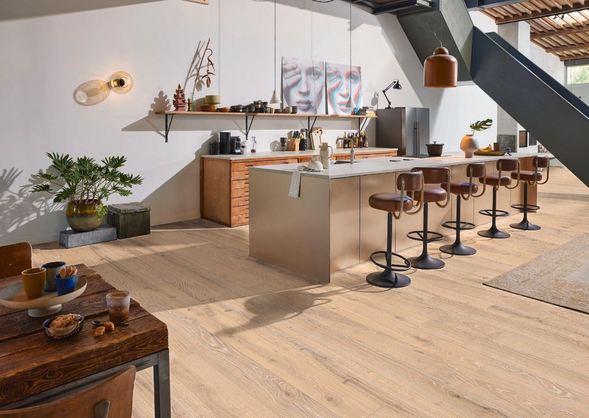 Oak wood flooring Meister, Natureflex HD 100, Limed light white oak lively 20016, 1-strip, 2200 x 210 mm, brushed, ultra matt lacquered