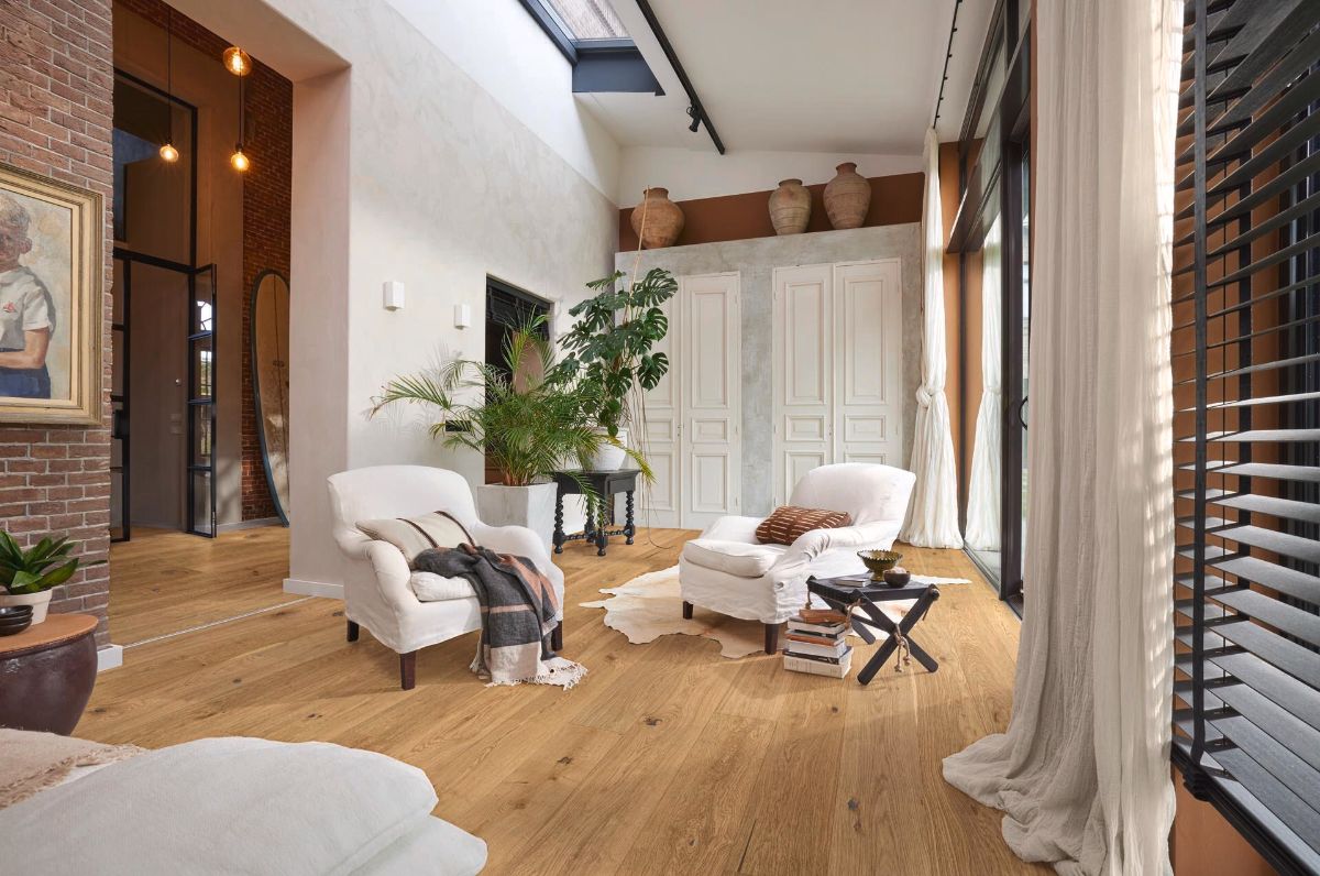 Oak wood flooring Meister, Natureflex HD 100, Authentic oak 20017, 1-strip, 2200 x 210 mm, brushed, ultra matt lacquered