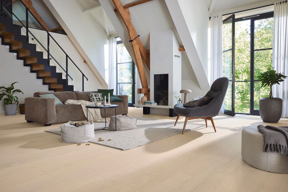 Oak parquet Meister, Lindura HD 400, Natural pearl white oak 20229, 1-strip, 2200 x 270 mm, brushed, ultra matt lacquered