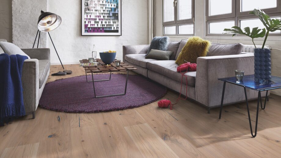 Parquet floor Bauwerk Casapark Handcrafted Oak 56 Farina deep brushed oil waxed 181mm – view 5 Parquet floor Bauwerk Casapark Handcrafted Oak 56 Farina deep brushed oil waxed 181mm – 5