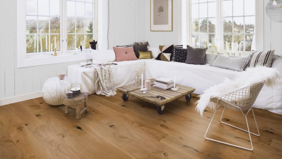 Engineered wood flooring Bauwerk Casapark Handcrafted Oak 56 deep brushed oil waxed 181mm – 4
