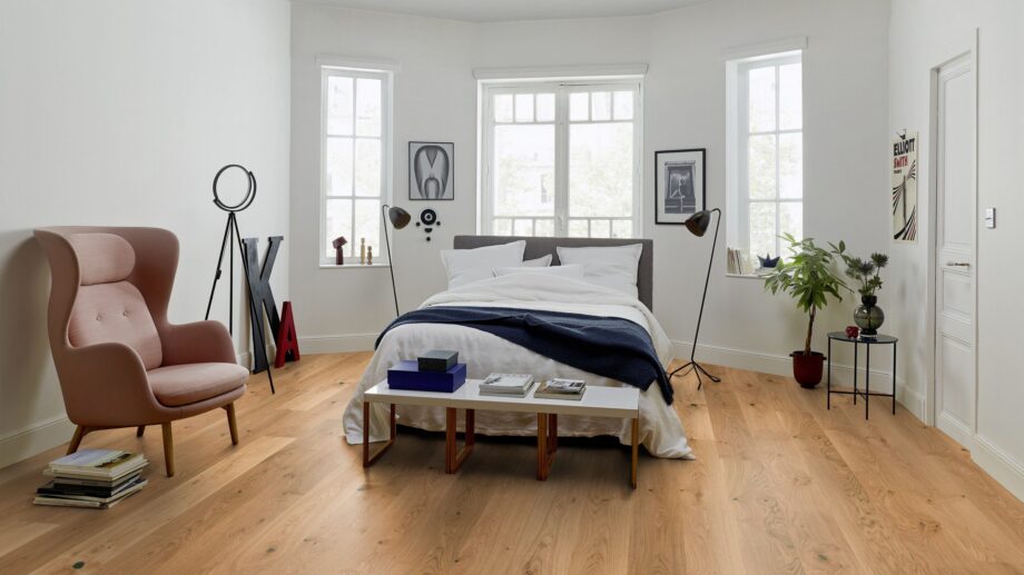 Parquet Tarkett, Grace, Oak Rustic Plank XT, 1-strip, 2 sides bevelled, brushed, Proteco ExtraMatt matt lacquer – view 3 Parquet Tarkett, Grace, Oak Rustic Plank XT, 1-strip, 2 sides bevelled, brushed, Proteco ExtraMatt matt lacquer – 3