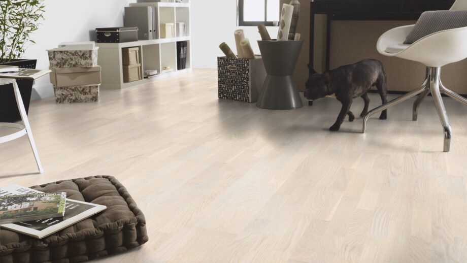 Parquet Tarkett, Grace, Oak White Lace TreS, 3-strip, brushed, Proteco ExtraMatt matt lacquer – view 5 Parquet Tarkett, Grace, Oak White Lace TreS, 3-strip, brushed, Proteco ExtraMatt matt lacquer – 5