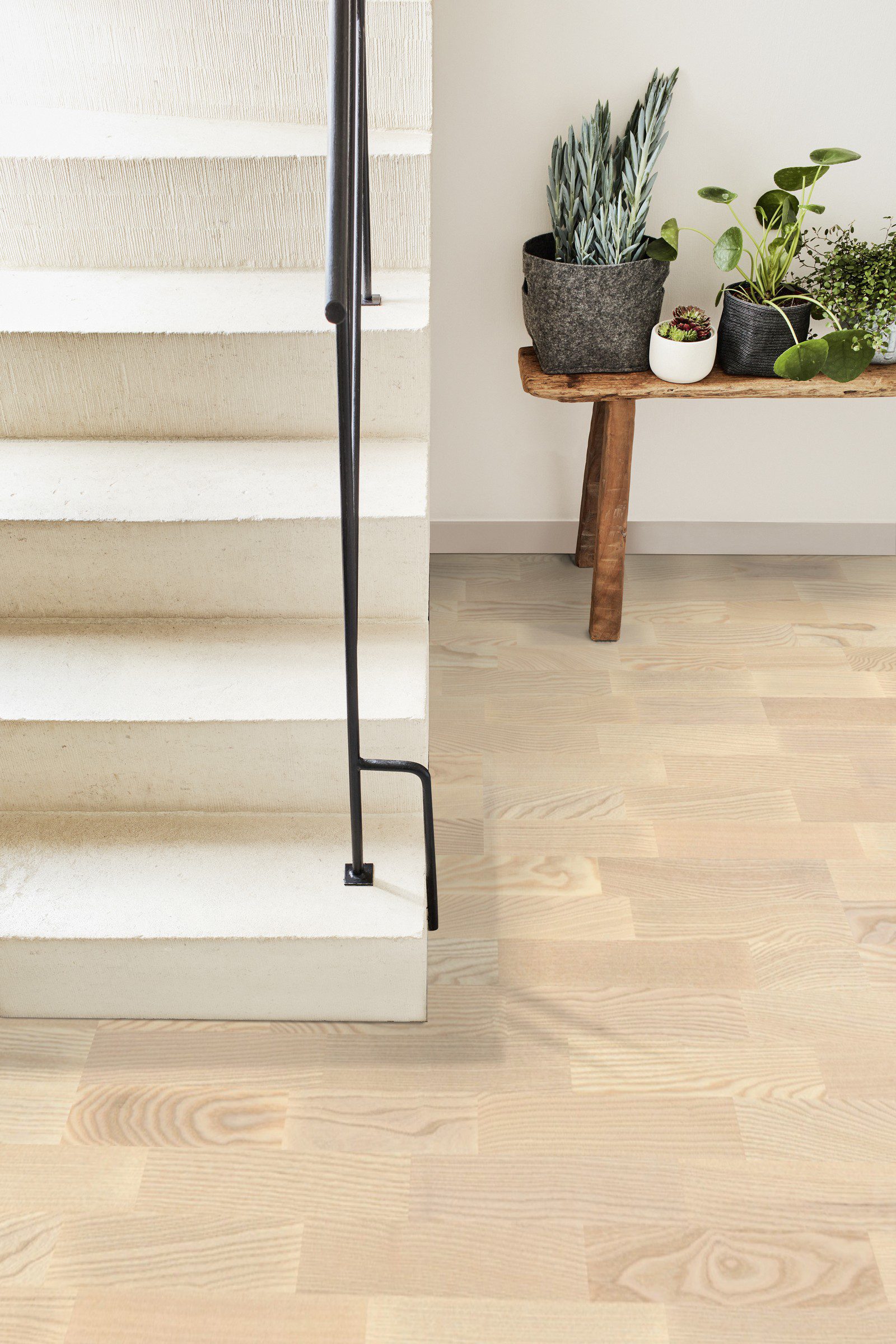 Parquet Tarkett, Shade, Ash Linen White TreS, 3-strip, stained, Proteco Natura mat lacquer – 4