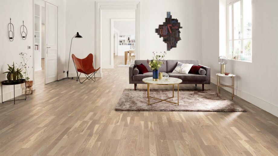 Parquet Tarkett, Shade, Oak Cream White TreS, 3-strip, stained, Proteco Natura mat lacquer Parquet Tarkett, Shade, Oak Cream White TreS, 3-strip, stained, Proteco Natura mat lacquer