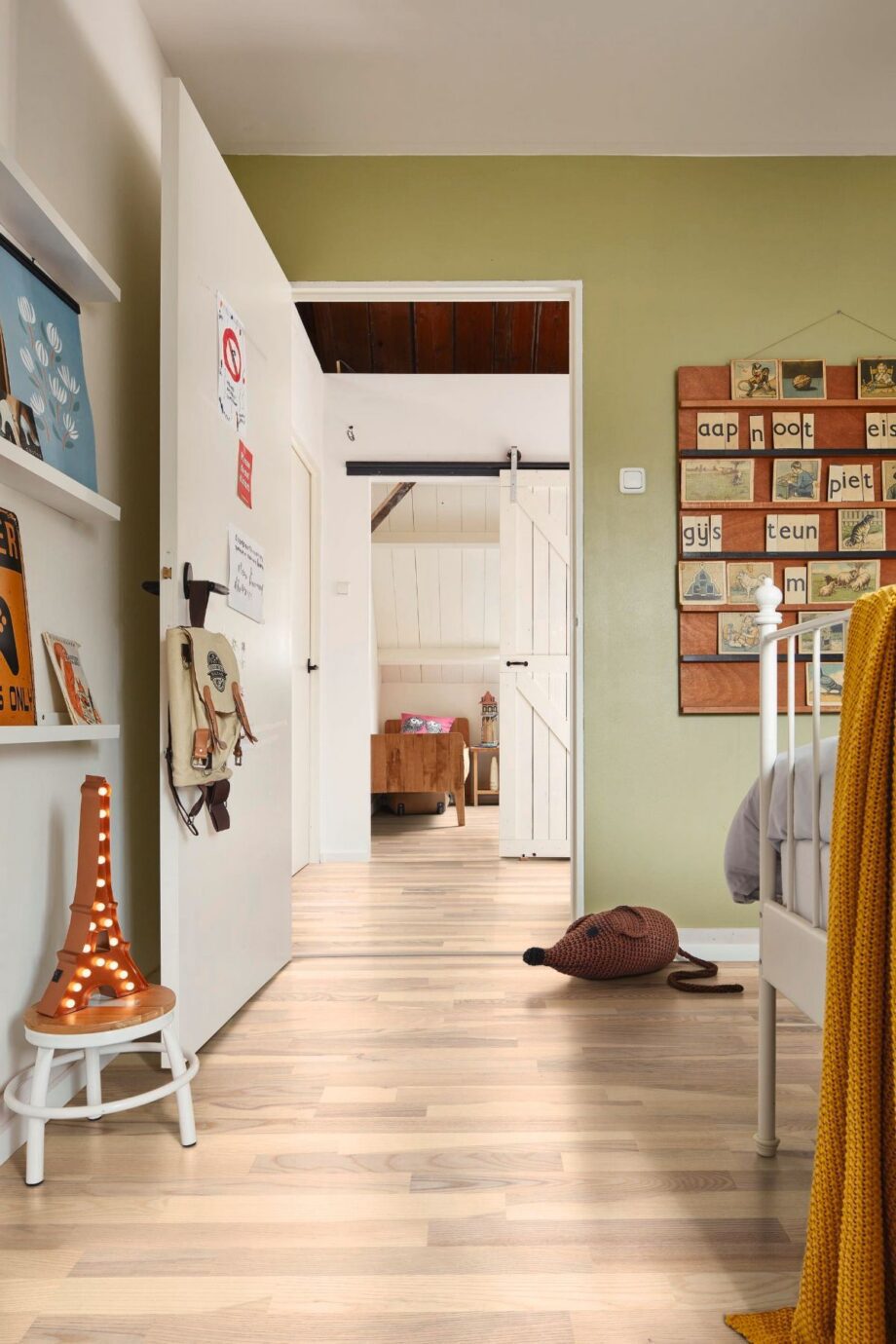 Ash parquet Meister, Longlife PC 200, White ash lively 09044, 3-strip, 2400 x 200 mm, brushed, ultra matt lacquered – 2