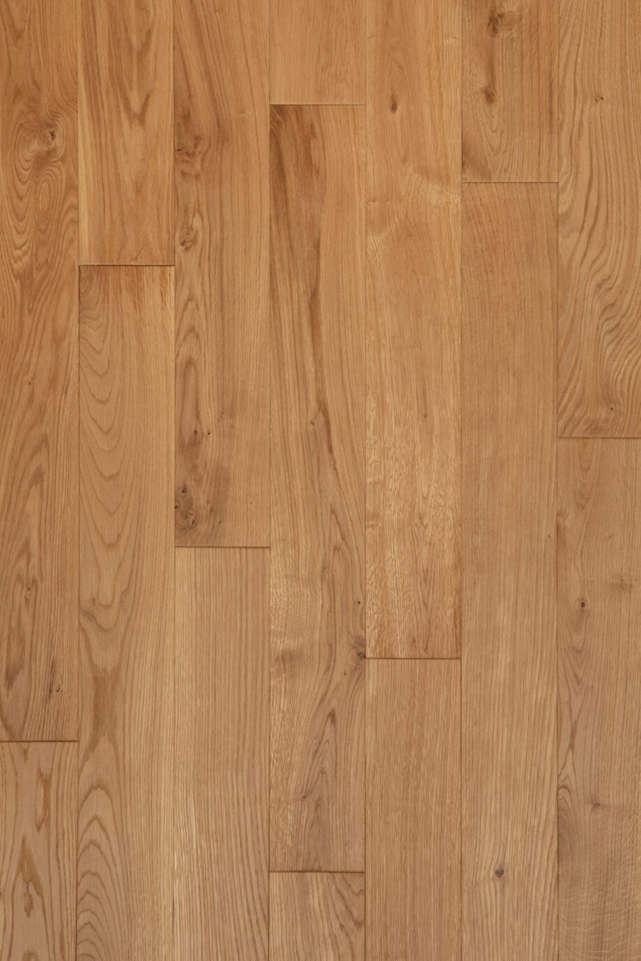 Solid oak rustical floorboards 120mm, beveled 4 sides, sanded, unfinished Solid oak rustical floorboards 120mm, beveled 4 sides, sanded, unfinished